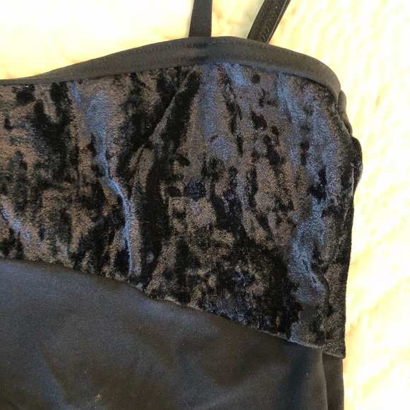 SOLD Yumiko Adult XS Black Denise Leotard - Picture 2 of 6